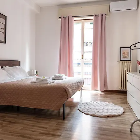 Dehomes - Ampia Casa In Centro 3 E 2 Bagni Apartmán Milán